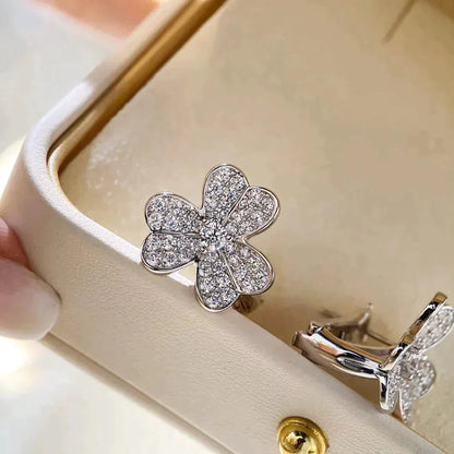 [LumiVibe]CLOVER COMOS DIAMOND EARRINGS SILVER