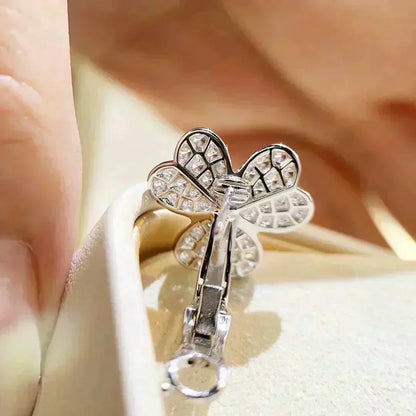 [LumiVibe]CLOVER COMOS DIAMOND EARRINGS SILVER