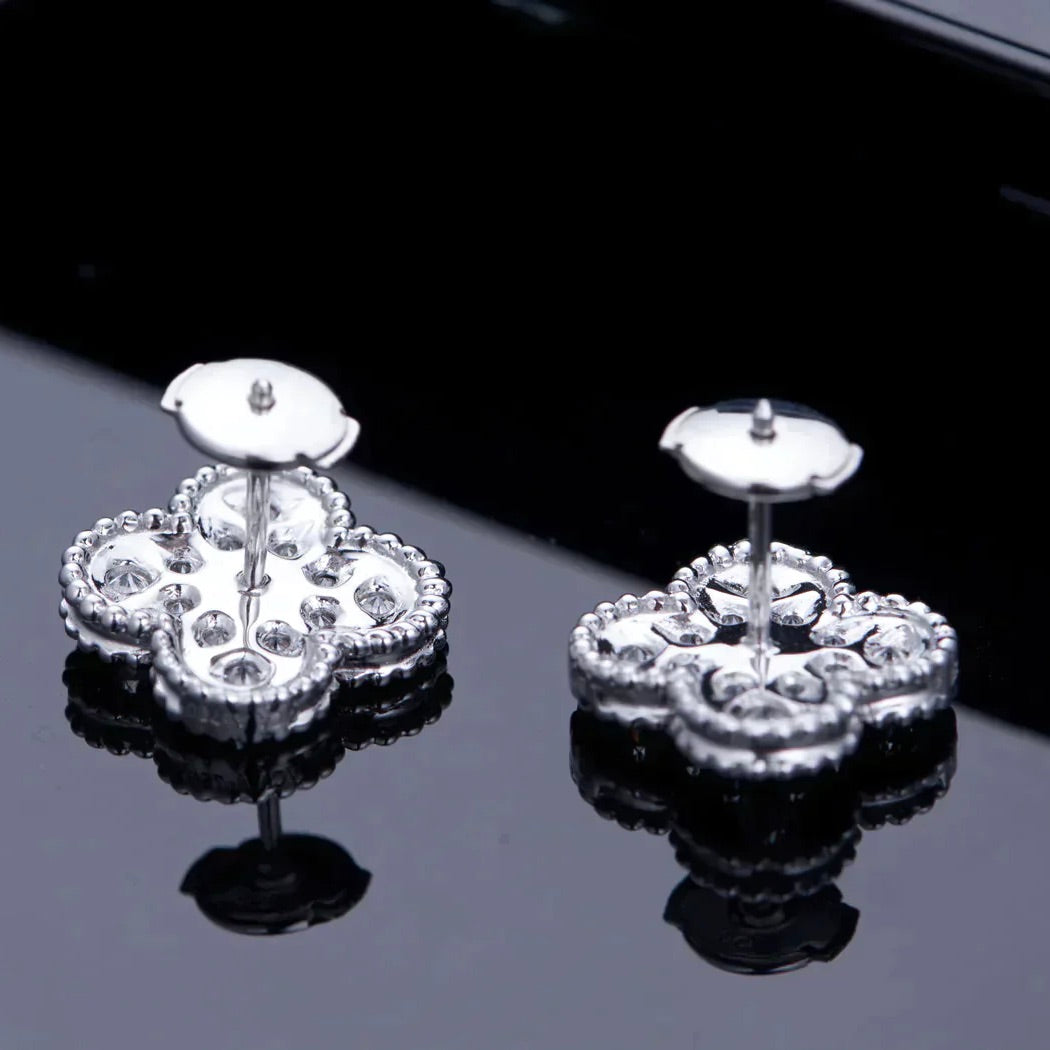 [LumiVibe]CLOVER 1 MOTIFS DIAMOND STUD EARRINGS SILVER