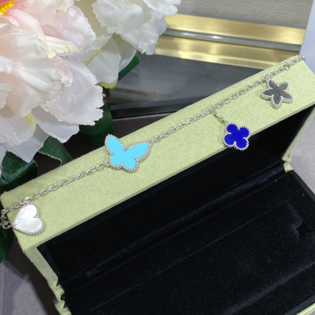 [LumiVibe]LUCKY SPRING SILVER BRACELET 4 MOTIF