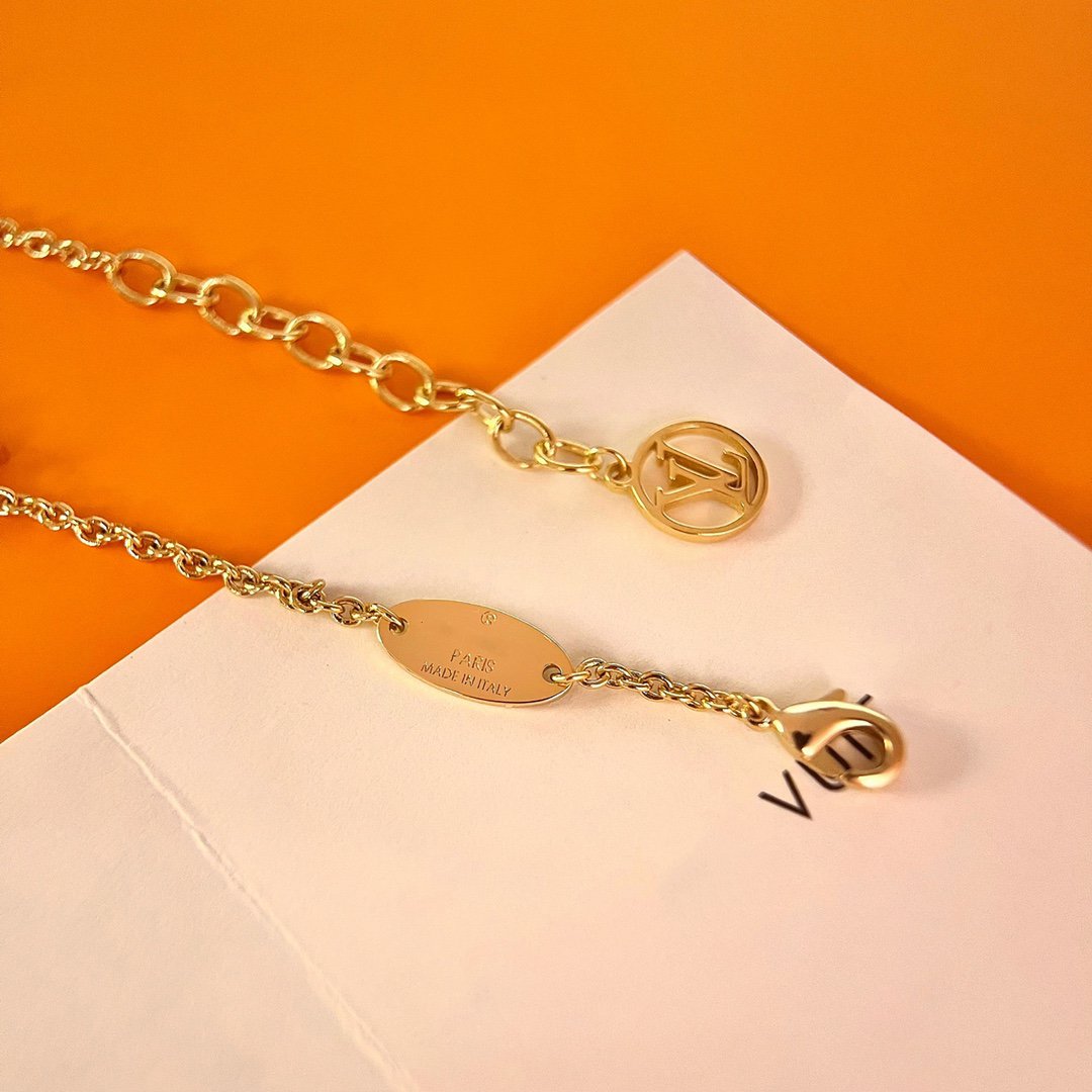 [LumiVibe]LOGO STAR MOTIF GOLD BRACELET