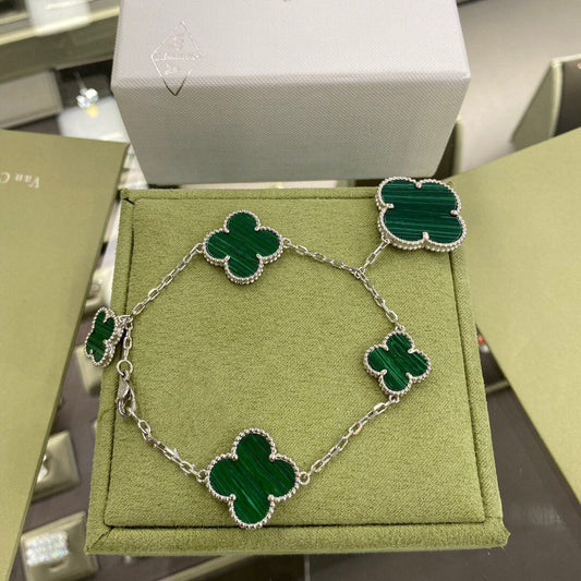 [LumiVibe]CLOVER 5 MOTIFS SIVLER MALACHITE BRACELET