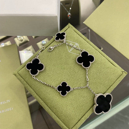 [LumiVibe]CLOVER 5 MOTIFS SIVLER ONYX BRACELET