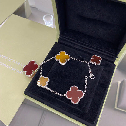 [LumiVibe]CLOVER 5 MOTIFS SIVLER CARNELIAN TIGER EYE BRACELET