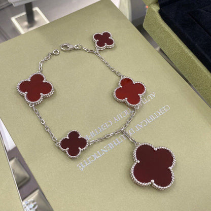 [LumiVibe]CLOVER 5 MOTIFS SIVLER CARNELIAN BRACELET