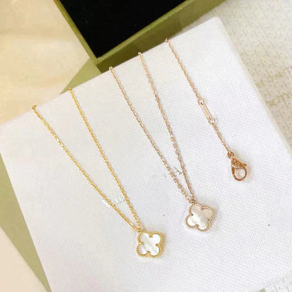 [LumiVibe]CLOVER MINI 9.5MM WHITE MOTHER-OF-PEARL NECKLACE