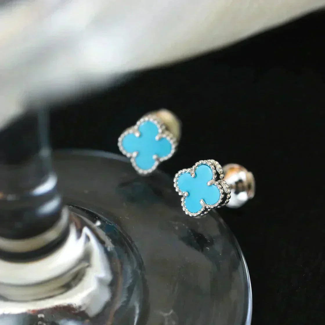 [LumiVibe]CLOVER MINI 9.5MM ONYX STUD EARRINGS SILVER