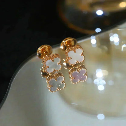 [LumiVibe]CLOVER MINI 9.5MM WHITE MOP EARRINGS