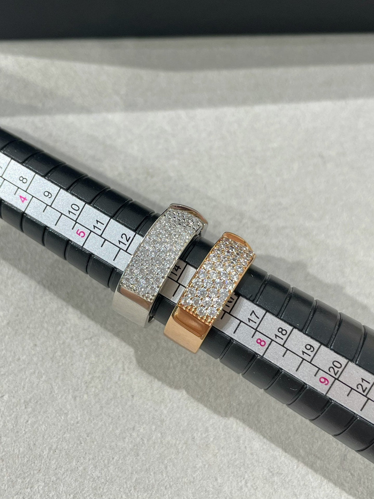 [LumiVibe]LIENS EVIDENCE  DIAMOND PAVED RING