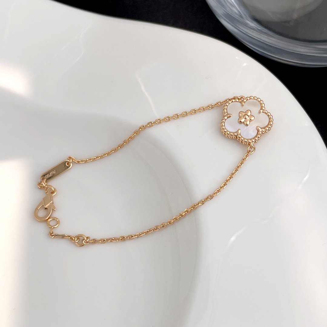 [LumiVibe]LUCKY SPRING ROSE GOLD MOP BRACELET