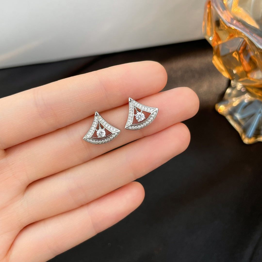 [LumiVibe]DREAM MINI DIAMOND STUD EARRINGS