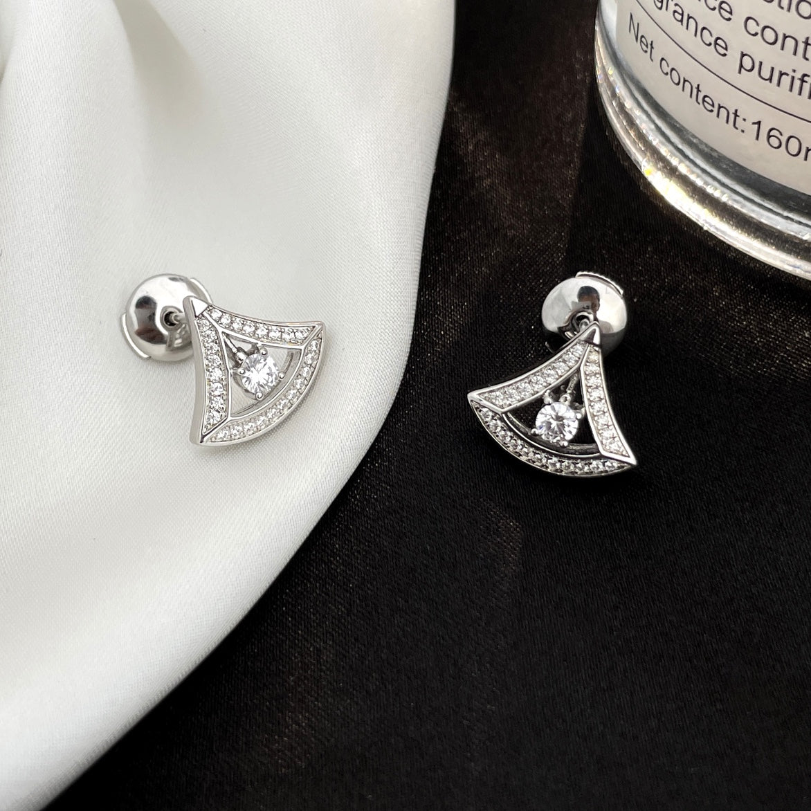 [LumiVibe]DREAM MINI DIAMOND STUD EARRINGS