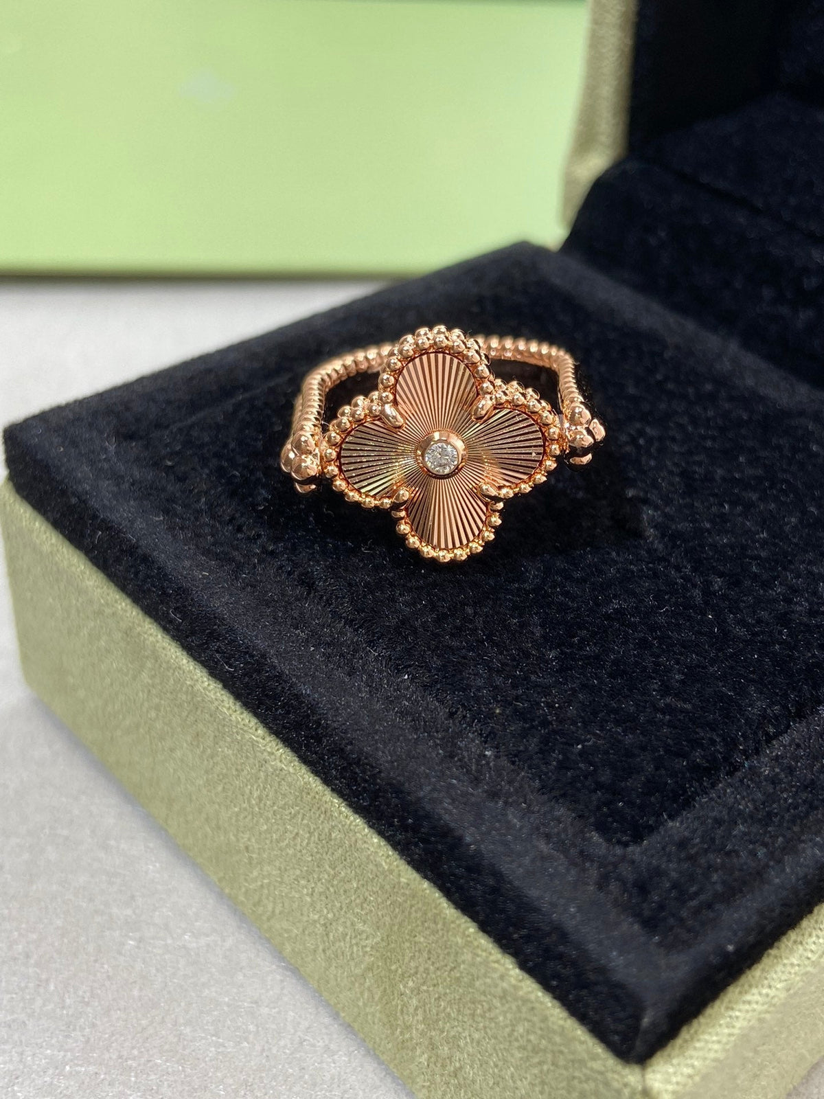 [LumiVibe]CLOVER RIVERSIBLE ROSE GOLD RING