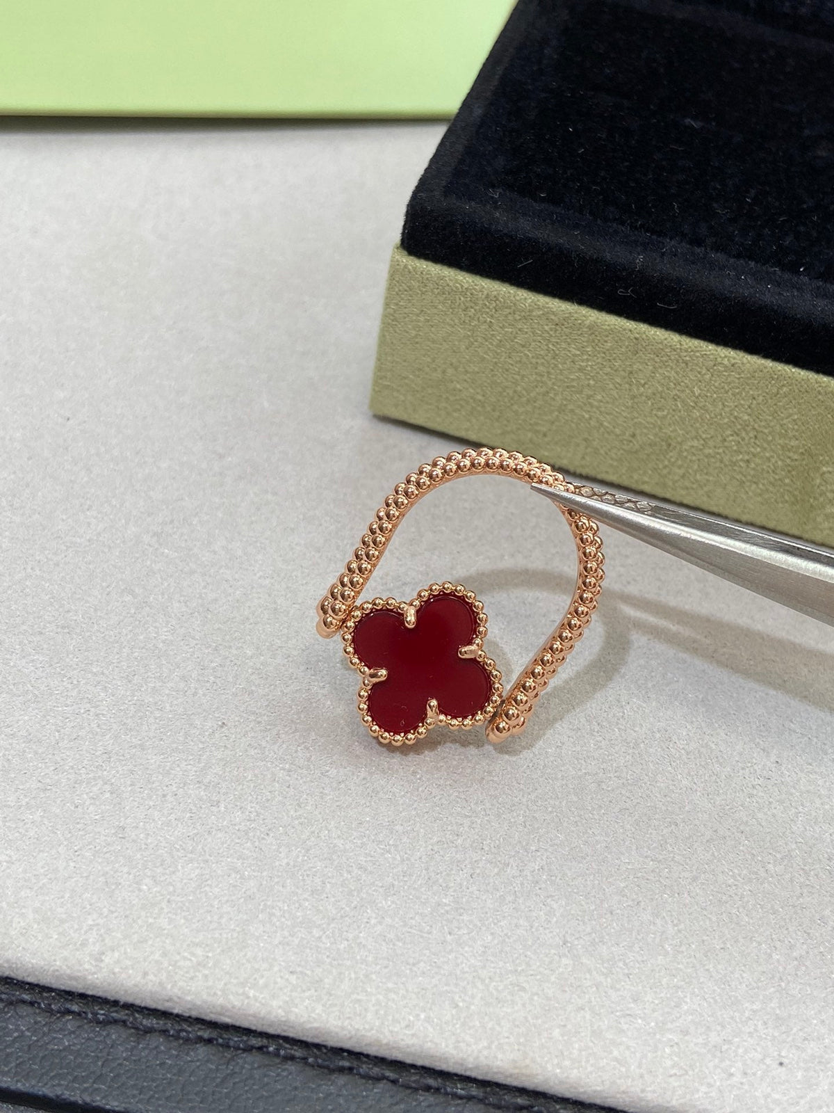 [LumiVibe]CLOVER RIVERSIBLE ROSE GOLD RING