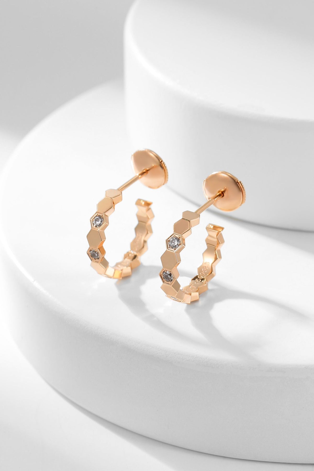 [LumiVibe]BEE LOVE DIAMOND HOOP EARRINGS