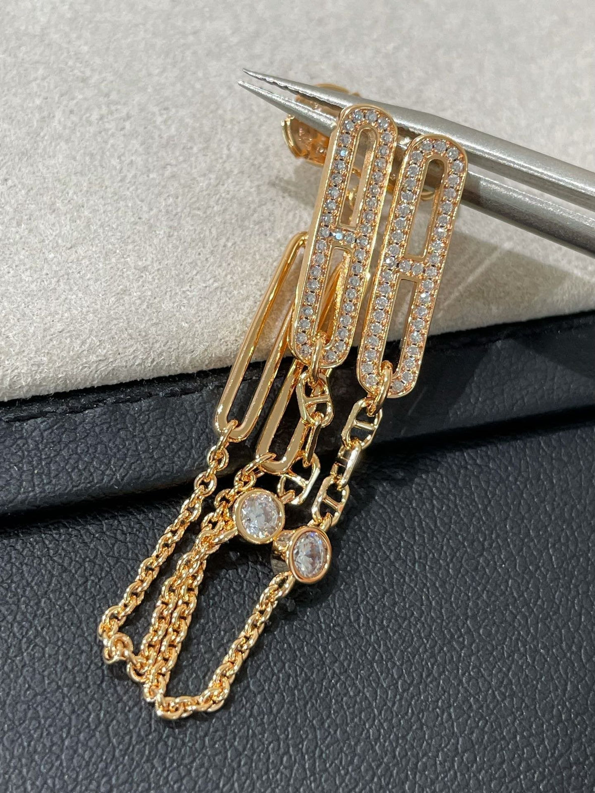 [LumiVibe]CHAINE CHAOS DIAMOND DROP EARRINGS
