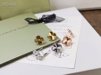 [LumiVibe]CLOVER MEDIUM STUD EARRINGS