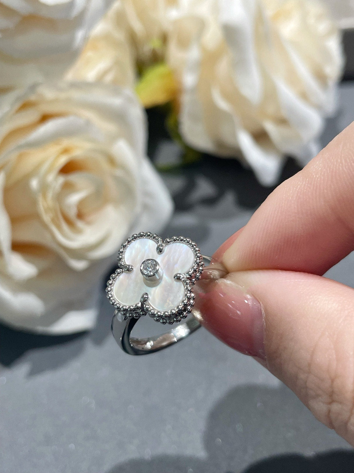 [LumiVibe]CLOVER SILVER MOP DIAMOND RING