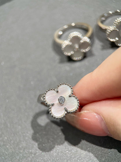[LumiVibe]CLOVER SILVER MOP DIAMOND RING