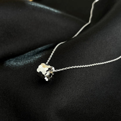 [LumiVibe]BEE MINI NECKLACE