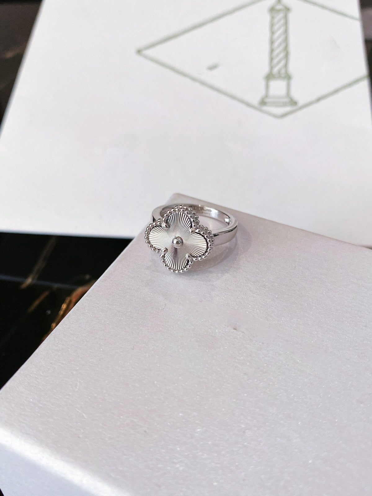 [LumiVibe]CLOVER SILVER RING