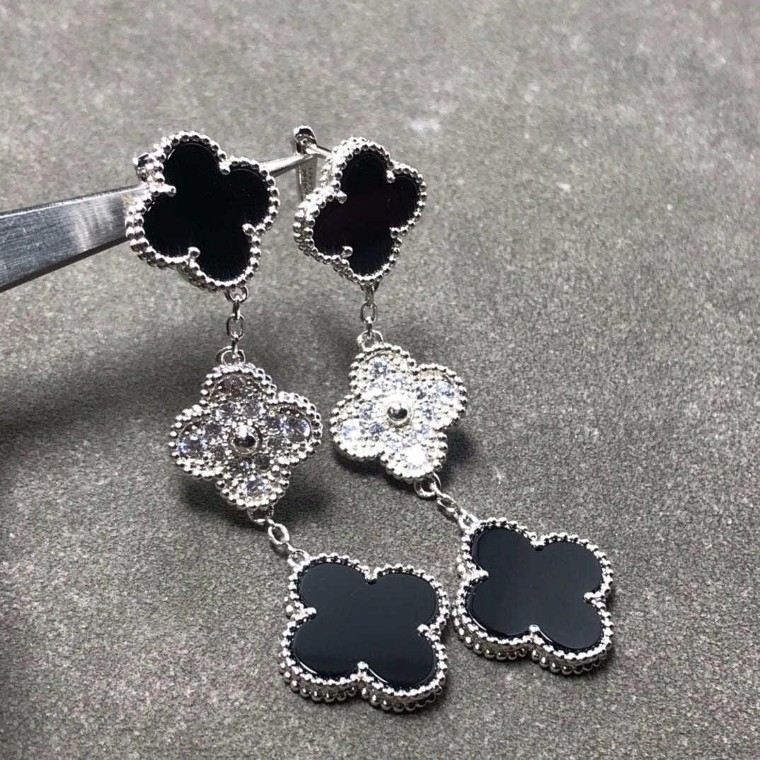 [LumiVibe]CLOVER 3 MOTIF DIAMOND ONYX SILVER EARRINGS