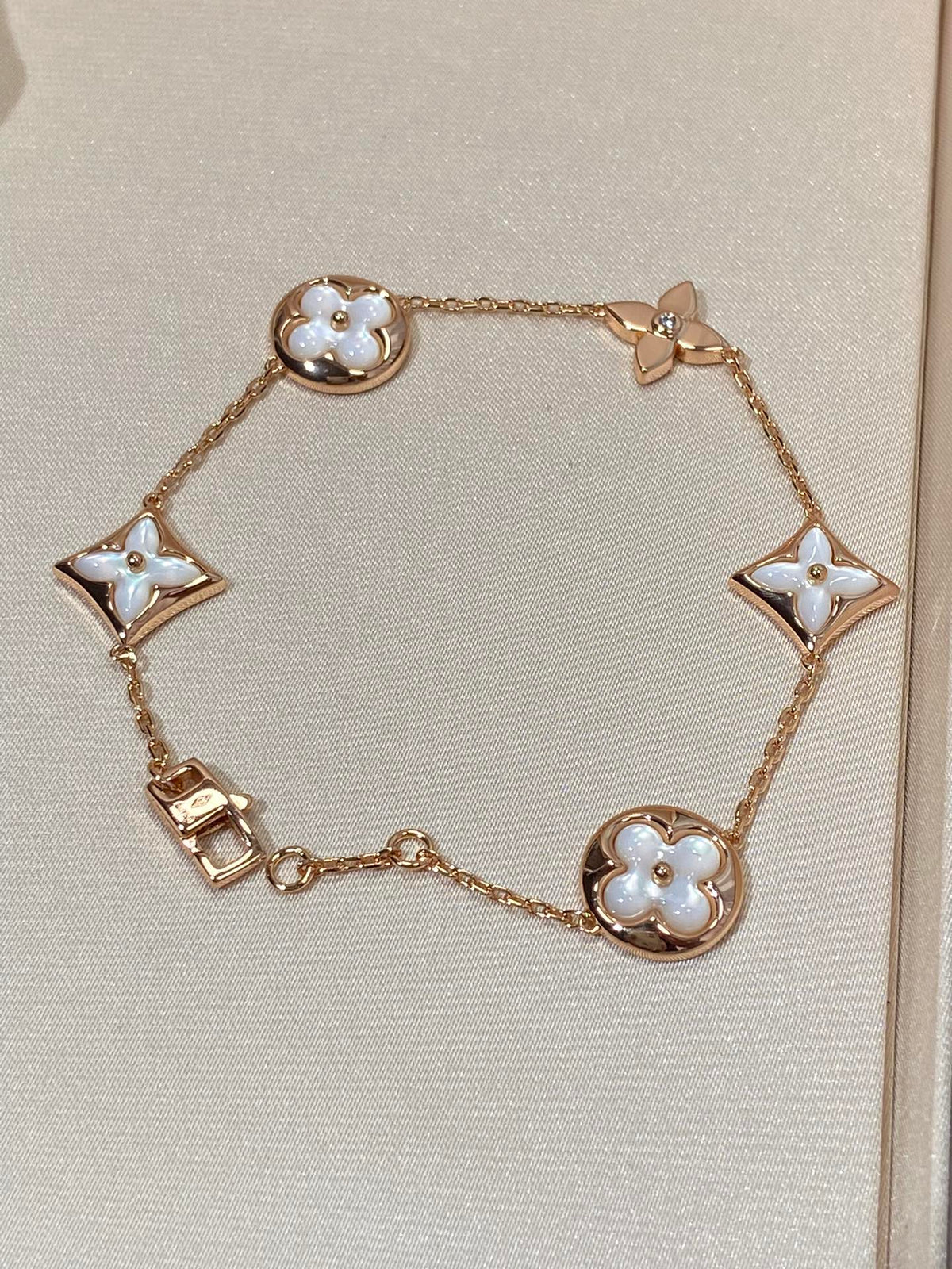 [LumiVibe]STAR AND SUN 5 MOTIF MOP PINK GOLD BRACELET