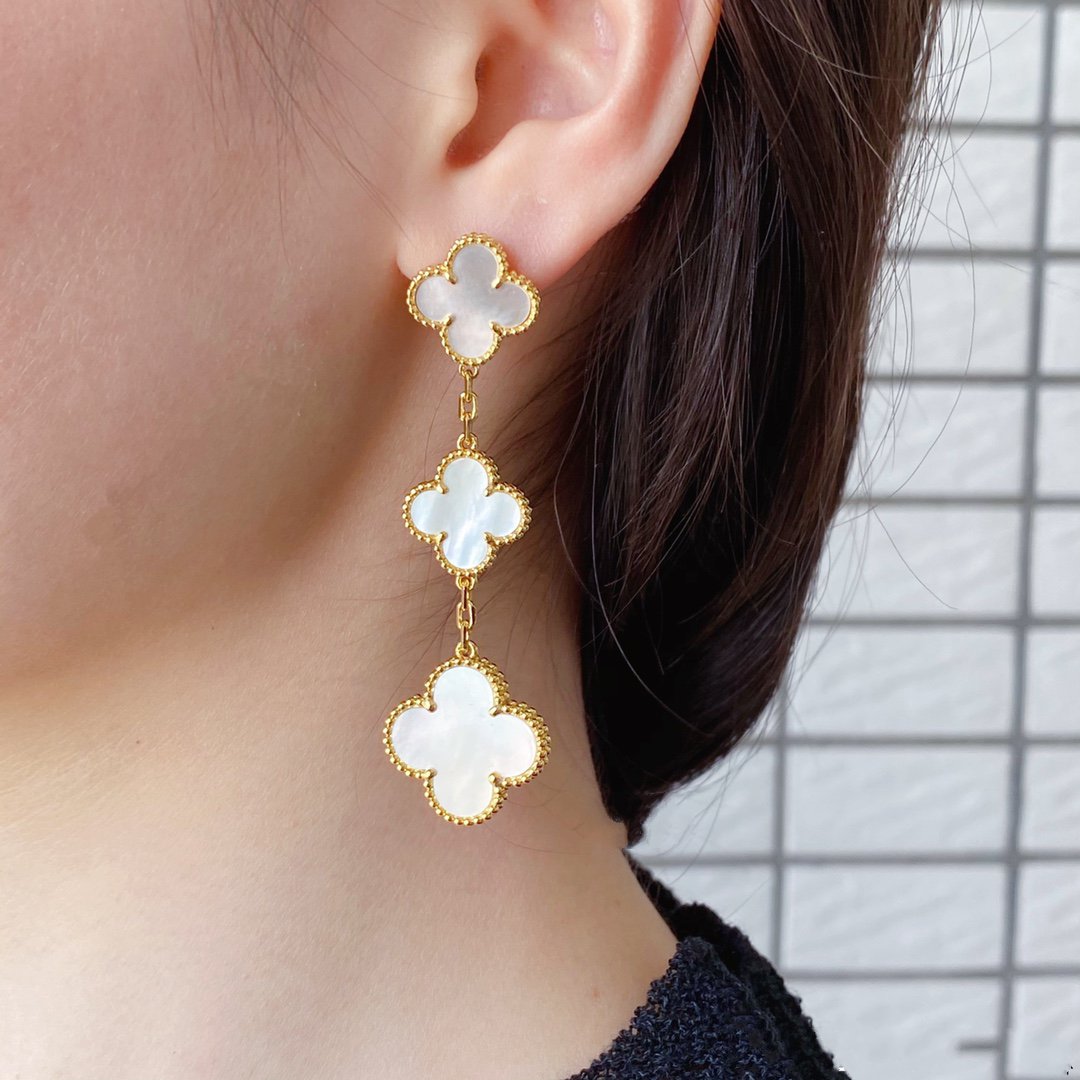 [LumiVibe]CLOVER MOP 3 MOTIFS GOLD EARRINGS