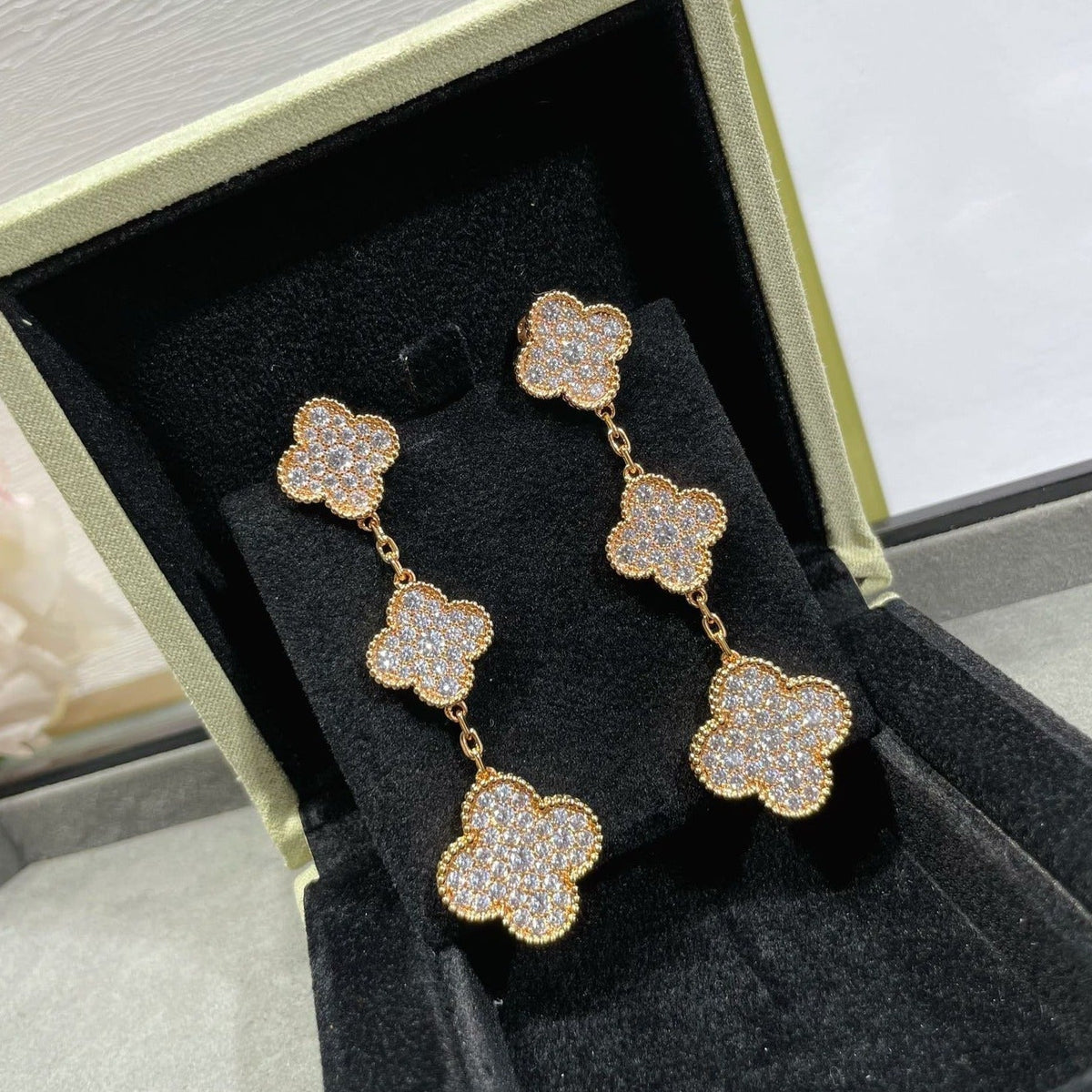 [LumiVibe]CLOVER 3 MOTIFS DIAMOND PAVED ROSE GOLD EARRINGS