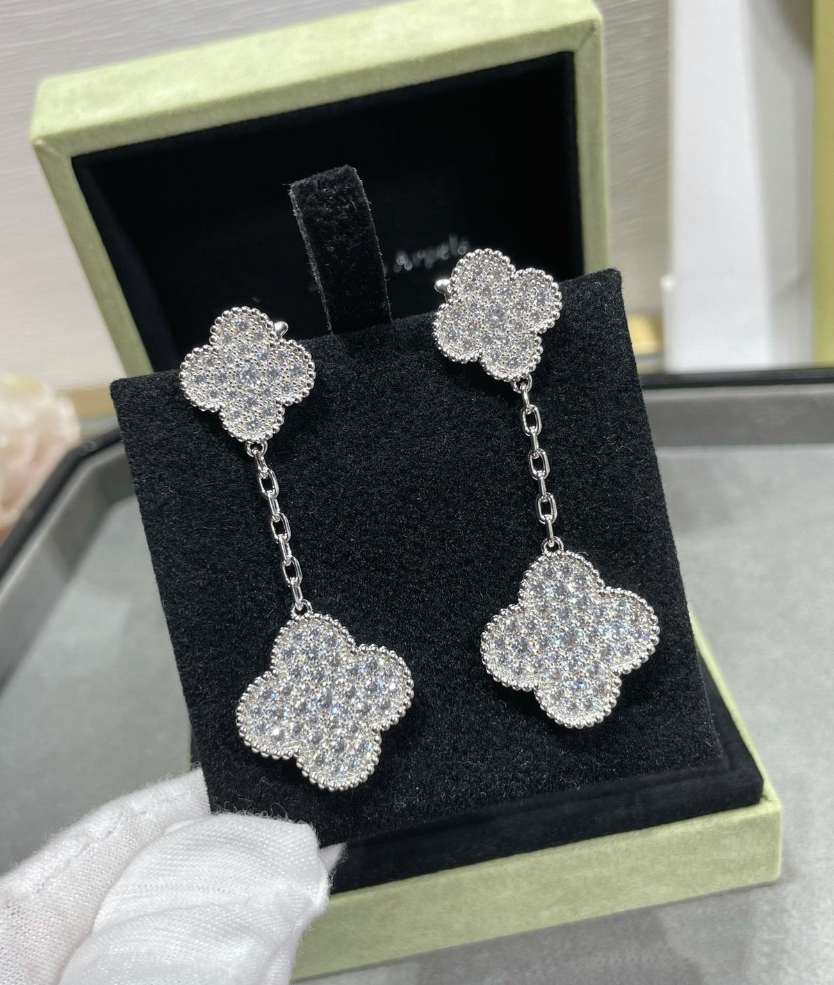 [LumiVibe]CLOVER 2 MOTIFS DIAMOND PAVED SILVER EARRINGS
