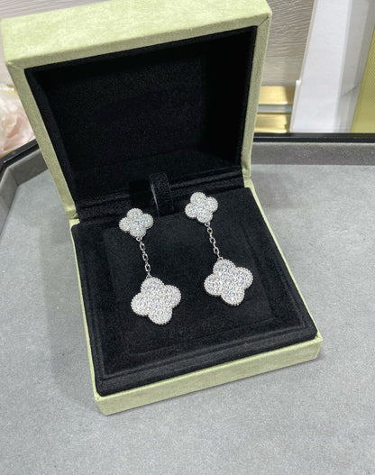 [LumiVibe]CLOVER 2 MOTIFS DIAMOND PAVED SILVER EARRINGS