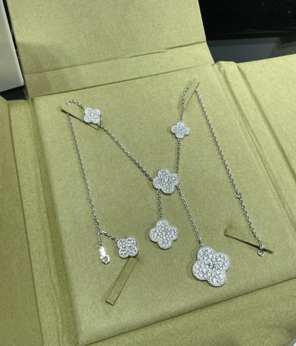 [LumiVibe]CLOVER 6 MOTIF DIAMOND PAVED NECKLACE