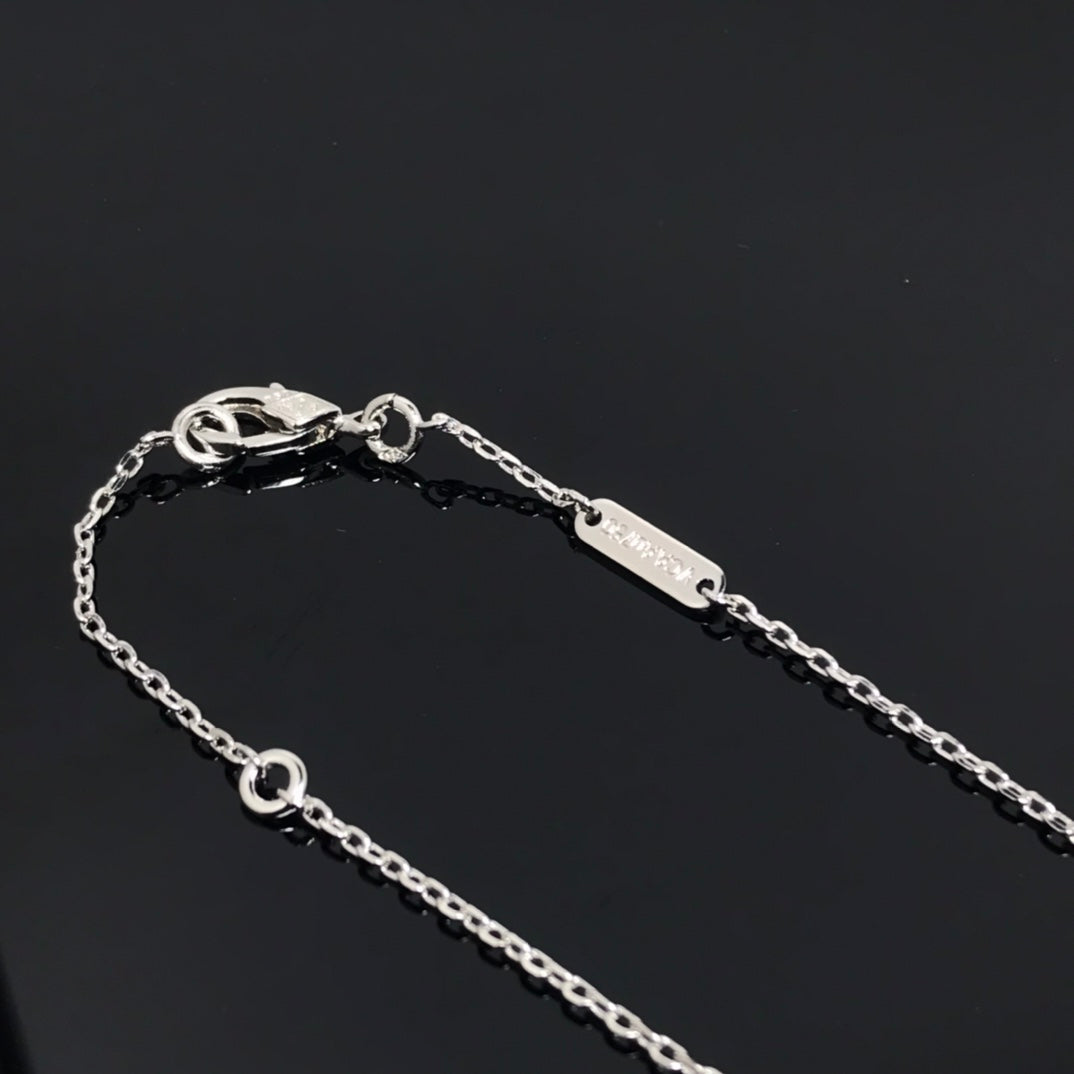 [LumiVibe]CLOVER PIETERSITE SILVER LONG NECKLACE
