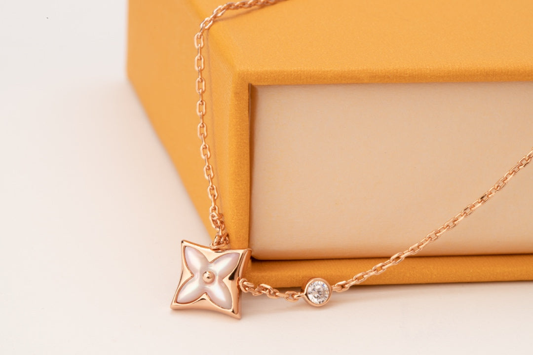 [LumiVibe]STAR PINK MOP 1 DIAMOND PINK GOLD NECKLACE