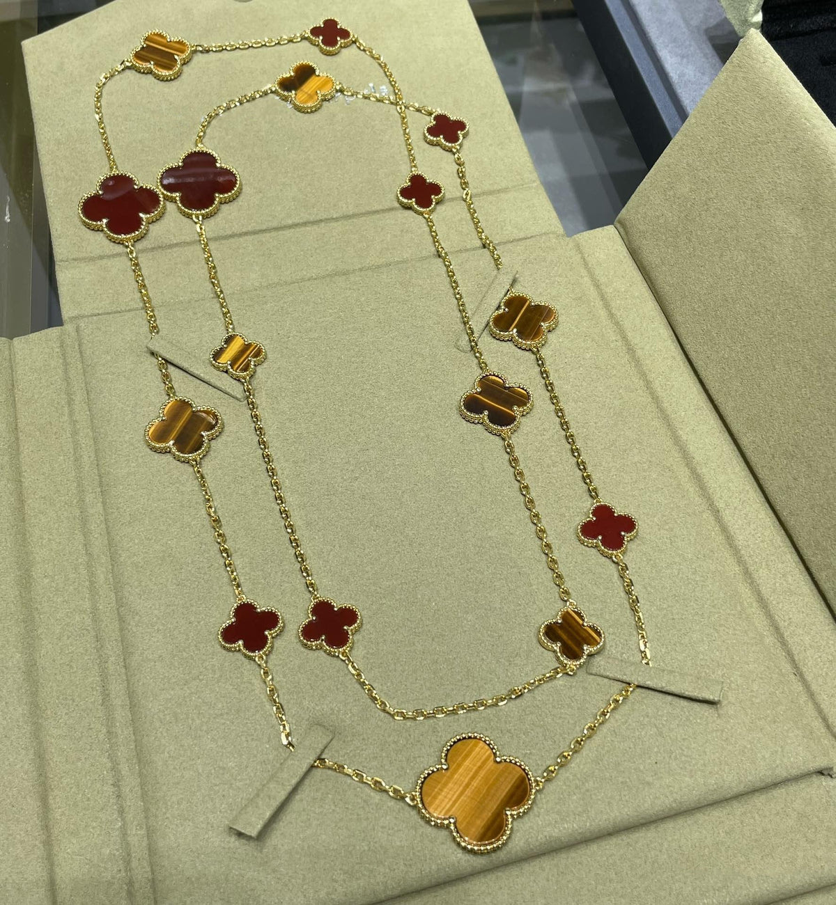 [LumiVibe]CLOVER 16 MOTIF CARNELIAN TIGER EYE ROSE GOLD NECKLACE
