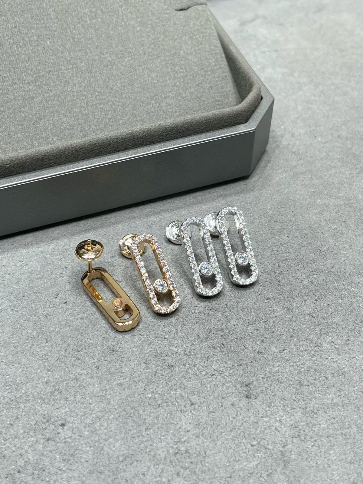 [LumiVibe]MOVE UNO STUD DIAMOND PAVED EARRINGS