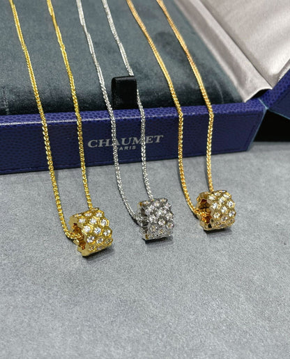 [LumiVibe]BEE LOVE DIAMOND PAVED 3 ROW NECKLACE