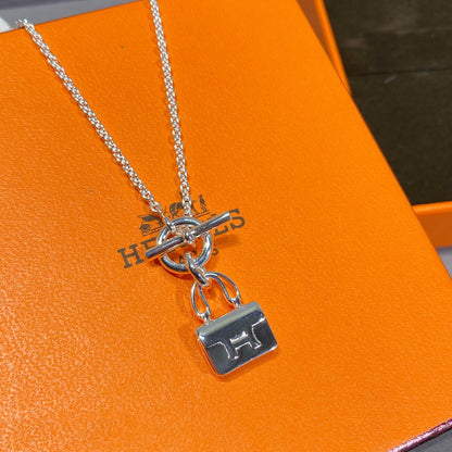 [LumiVibe]CONSTANCE PEDANT SILVER NECKLACE