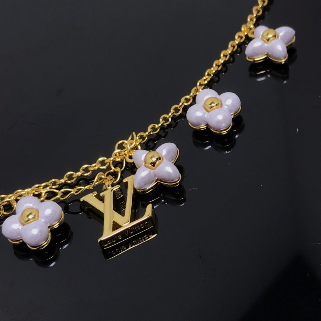 [LumiVibe]LOGO 6 MOTIF STAR AND SUN GOLD BRACELET