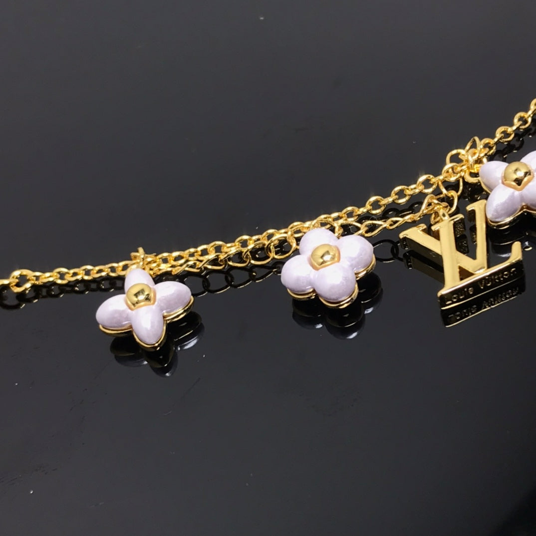 [LumiVibe]LOGO 6 MOTIF STAR AND SUN GOLD BRACELET