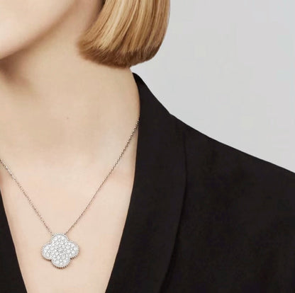 [LumiVibe]CLOVER 25MM LARGE PENDANT DIAMOND PAVED SILVER NECKLACE