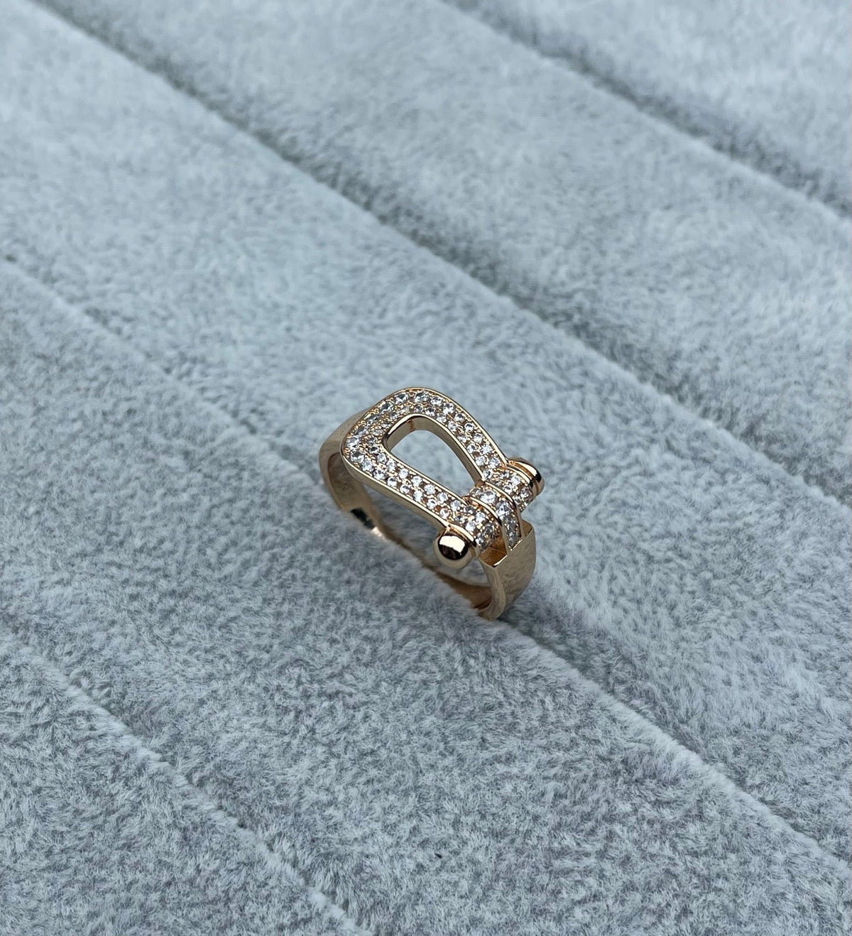 [LumiVibe]Wide Hoof-Shaped Diamond-Studded Ring