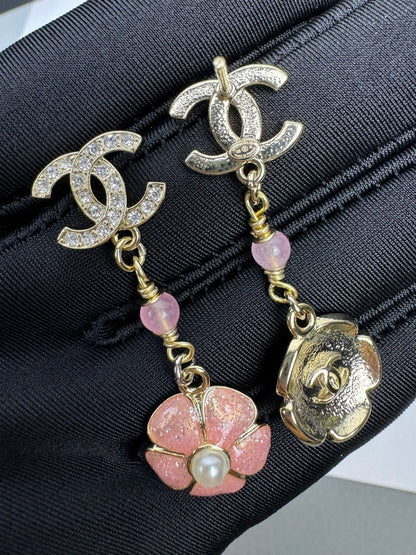 [LumiVibe]26C Pink Camellia Enamel Pendant with Double C Earrings