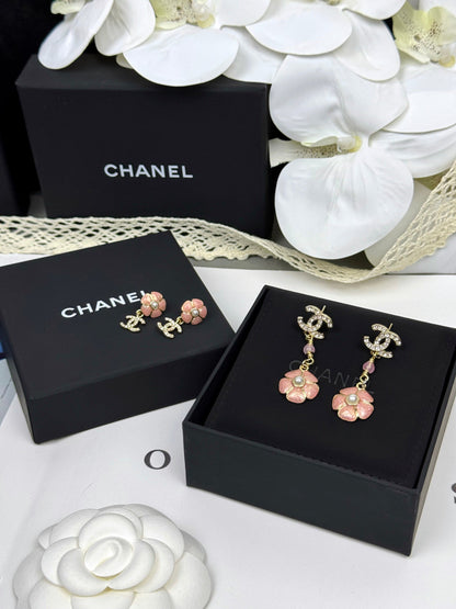 [LumiVibe]26C Pink Camellia Enamel Pendant with Double C Earrings