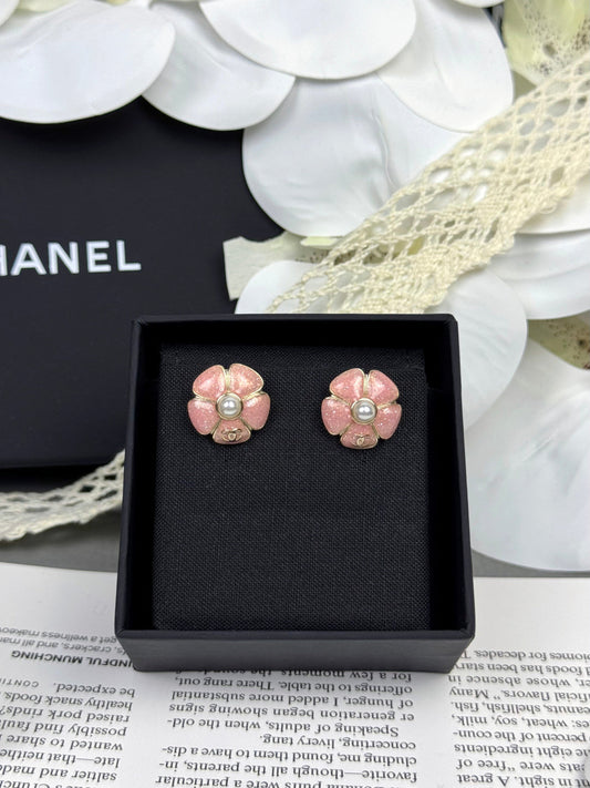 [LumiVibe]26C Pink Camellia Pearl Enamel Stud Earrings