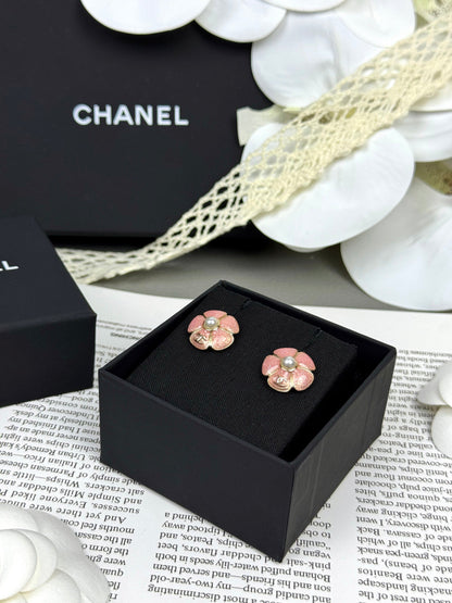 [LumiVibe]26C Pink Camellia Pearl Enamel Stud Earrings