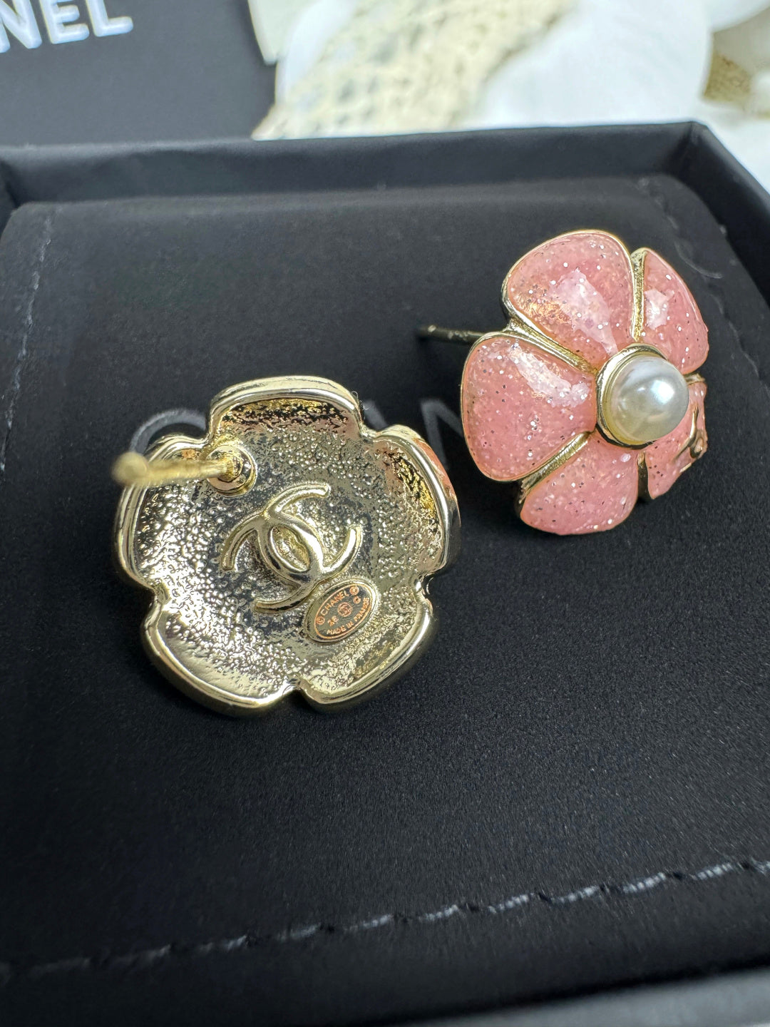[LumiVibe]26C Pink Camellia Pearl Enamel Stud Earrings