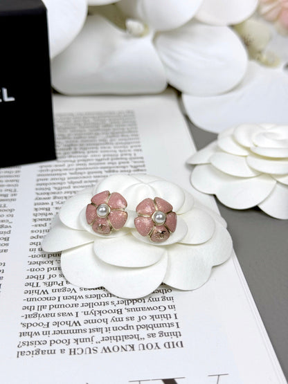 [LumiVibe]26C Pink Camellia Pearl Enamel Stud Earrings