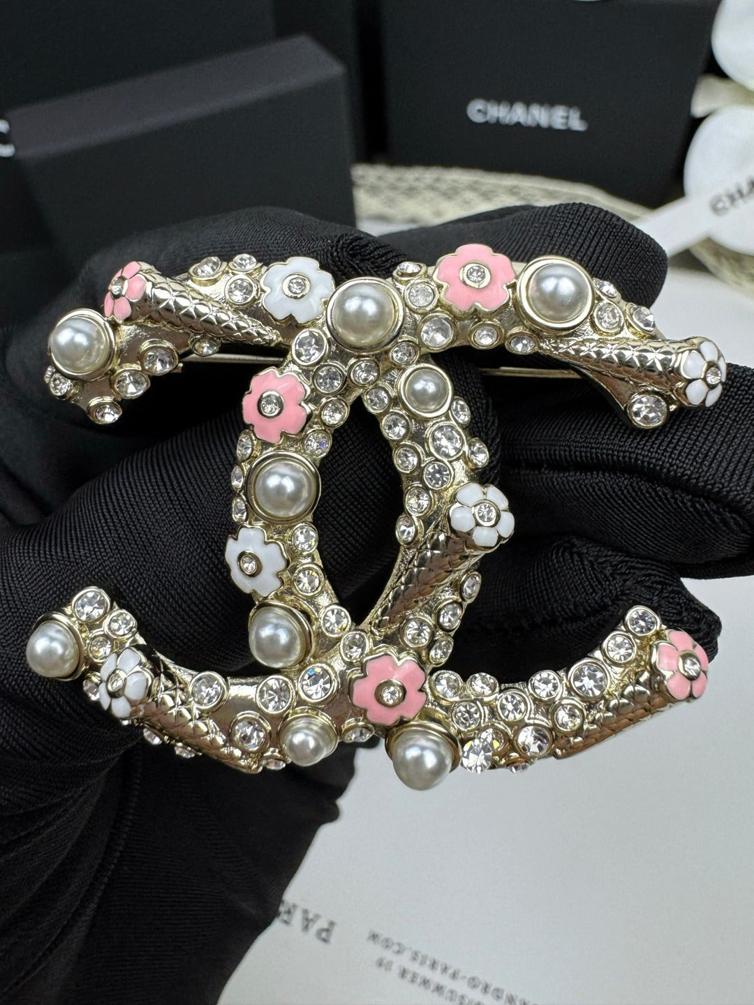 [LumiVibe]26C Pink-White Enamel Ice Cream Cone Double C Brooch