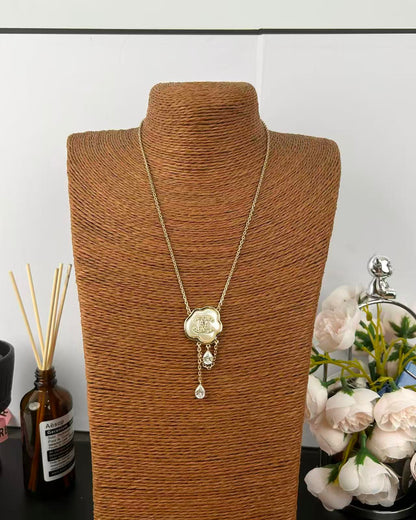 [LumiVibe]Cloud Pearl Mother-of-Pearl Diamond Chain Pendant Necklace